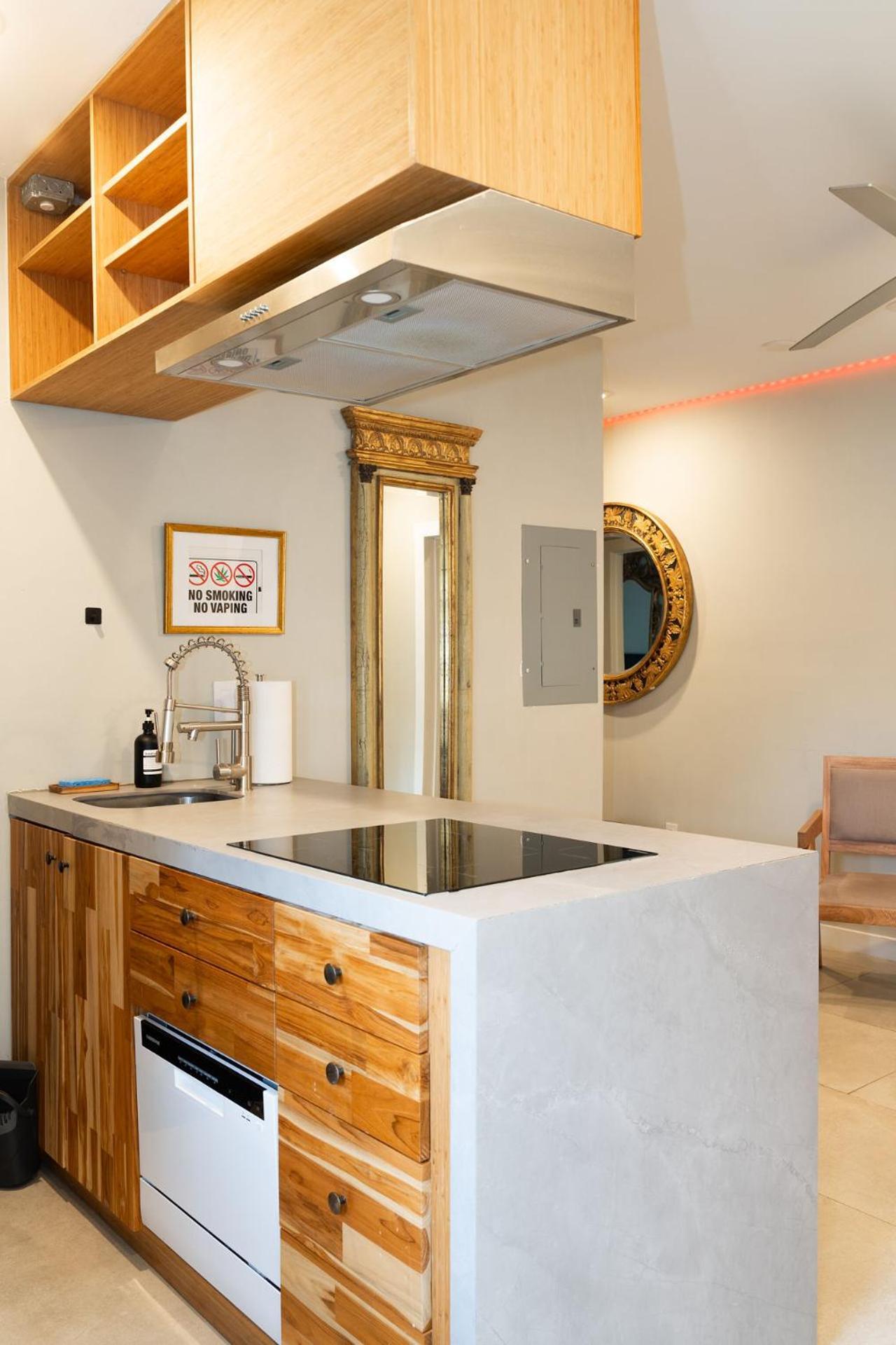 Anselmo Brickell